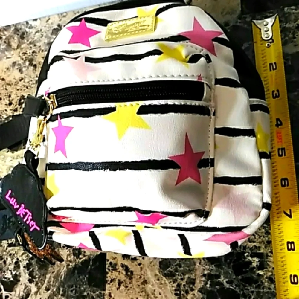 Betsey Johnson backpack Beautiful condition. Adjustable straps